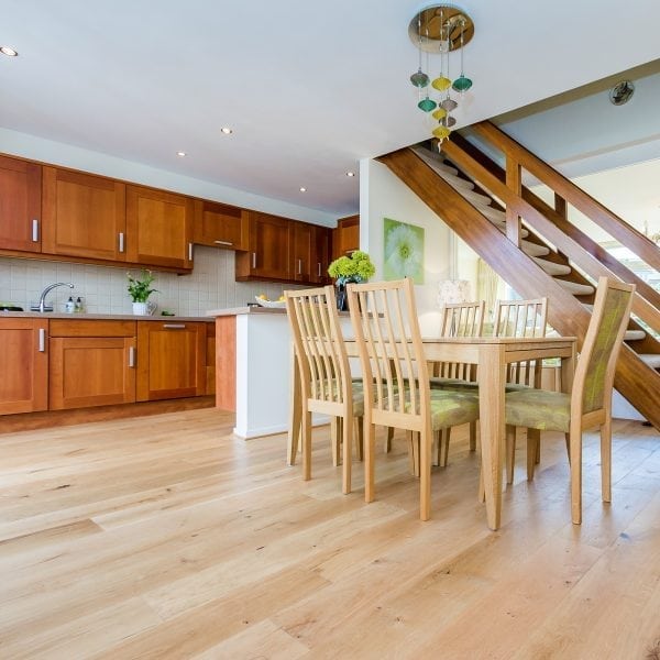 View A112 Oak Rustic Oiled View A112 Oak Rustic Oiled
