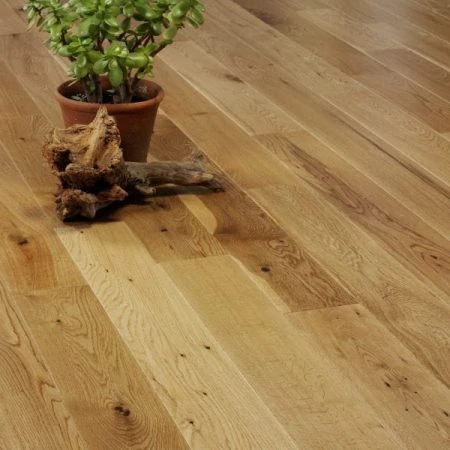 View E125 Eiger Petit/ Oak Rustic Satin Lacquered