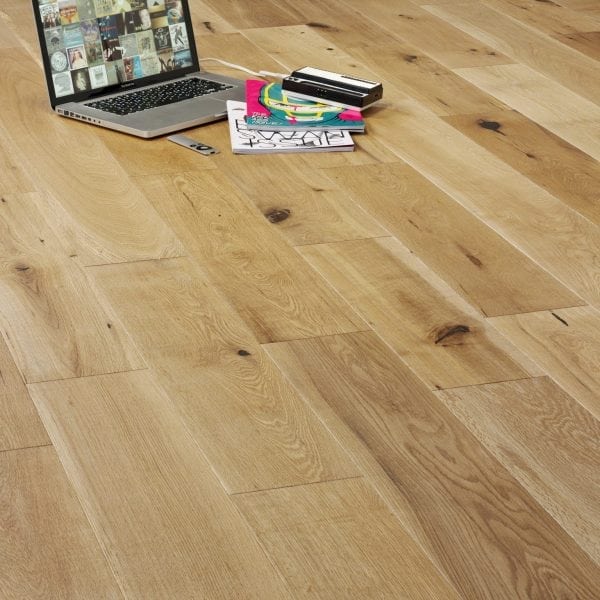 View EP101 Eiger Petit/ Oak Brushed & Oiled View EP101 Eiger Petit/ Oak Brushed & Oiled